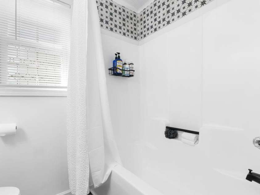 237 Scotts Creek Road, Statesville, NC 28625.  MLS# CAR4429792, YatesRealty ID 53828. 