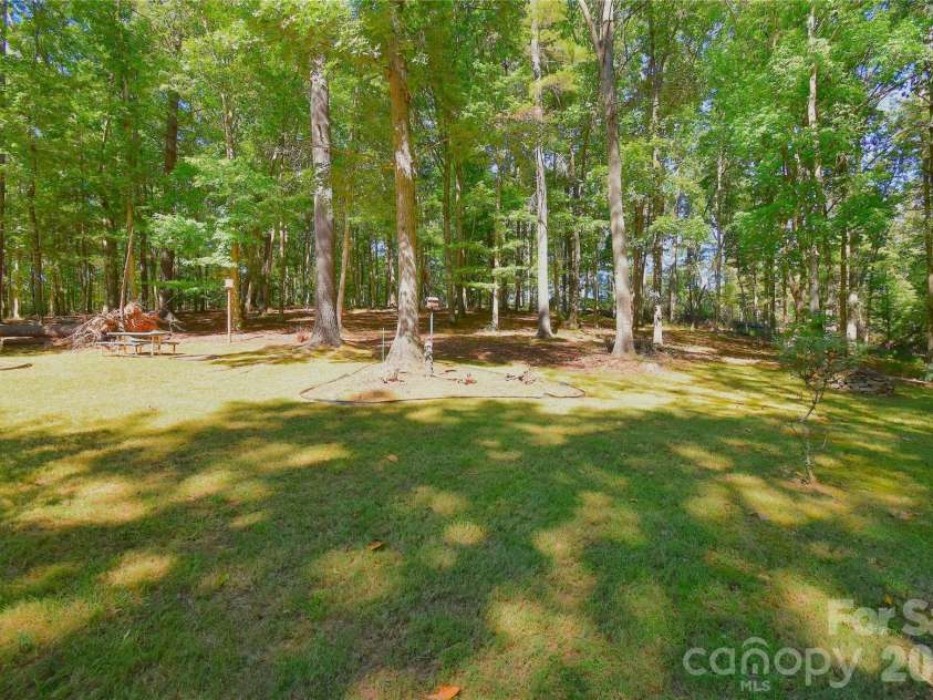 39 Maynard Road, Candler, NC 28715.  MLS# CAR4428324, YatesRealty ID 53829. 