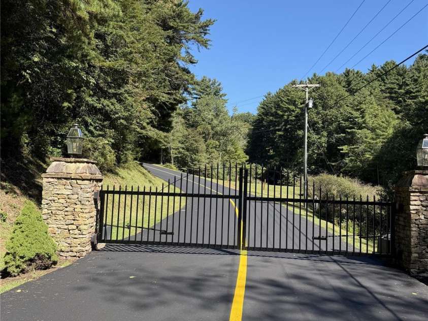 144 Mitchell Gorge None, Roaring Gap, NC 28668.  MLS# CAR4429450, YatesRealty ID 53830. 