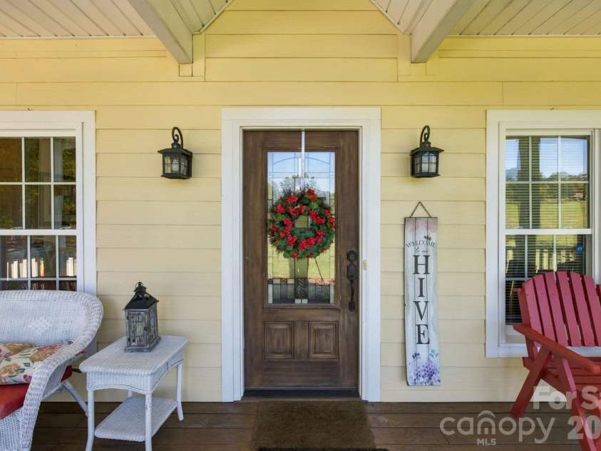 5169 US 70 Highway, Catawba, NC 28609.  MLS# CAR4429460, YatesRealty ID 53832. 