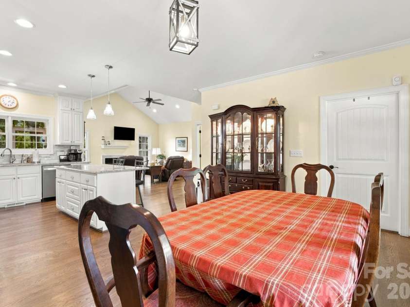 5169 US 70 Highway, Catawba, NC 28609.  MLS# CAR4429460, YatesRealty ID 53832. 