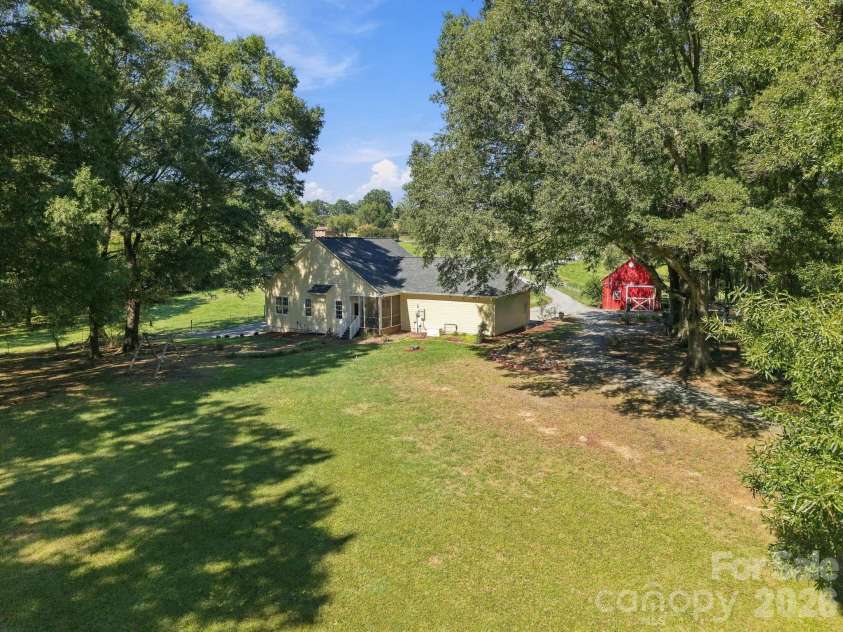 5169 US 70 Highway, Catawba, NC 28609.  MLS# CAR4429460, YatesRealty ID 53832. 