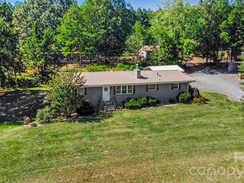 8121 Old Davis Road, Norwood, NC 28128.  MLS# CAR4427733, YatesRealty ID 53835. 