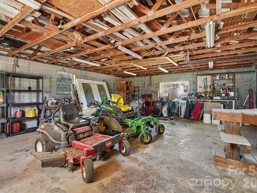 8121 Old Davis Road, Norwood, NC 28128.  MLS# CAR4427733, YatesRealty ID 53835. 