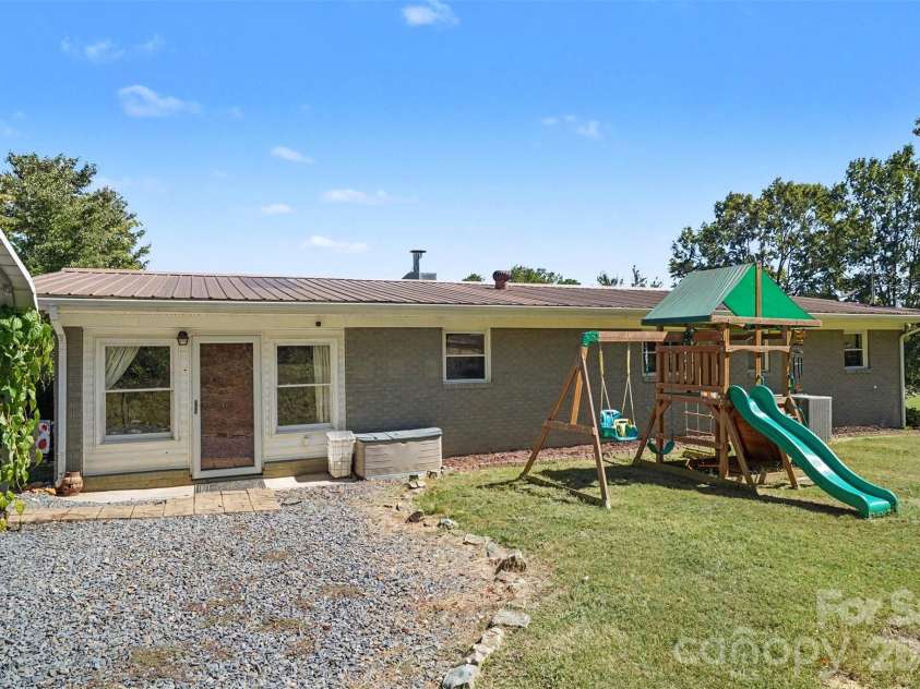8121 Old Davis Road, Norwood, NC 28128.  MLS# CAR4427733, YatesRealty ID 53835. 