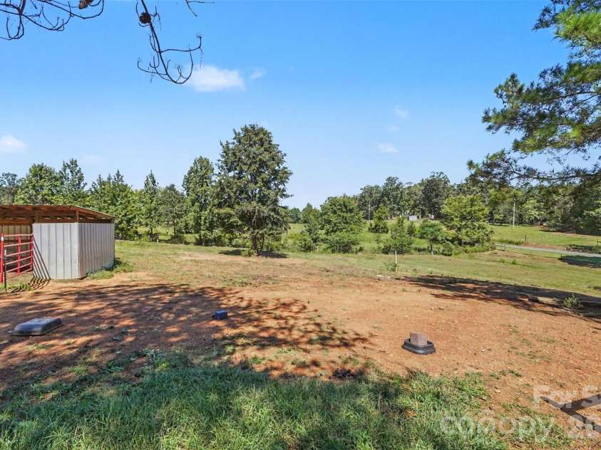 8121 Old Davis Road, Norwood, NC 28128.  MLS# CAR4427733, YatesRealty ID 53835. 