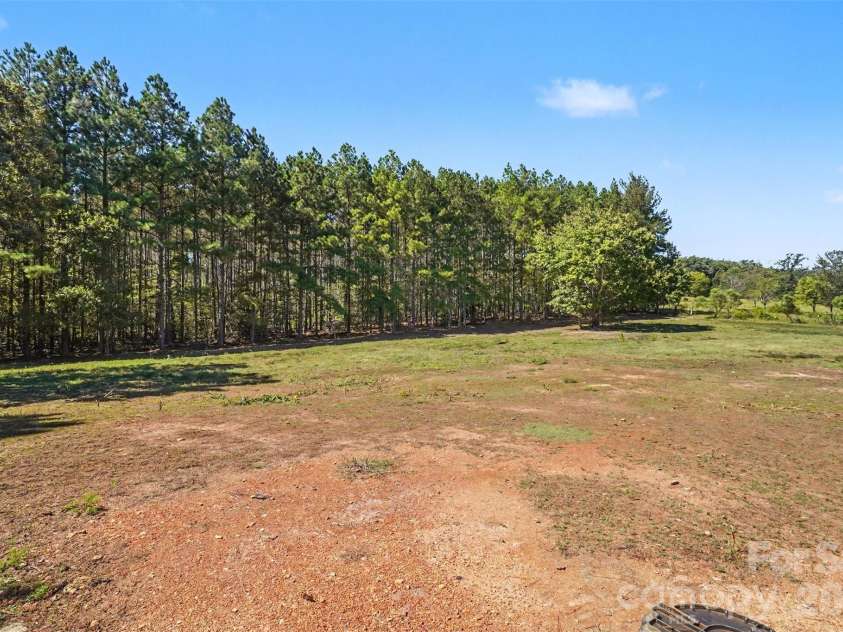 8121 Old Davis Road, Norwood, NC 28128.  MLS# CAR4427733, YatesRealty ID 53835. 