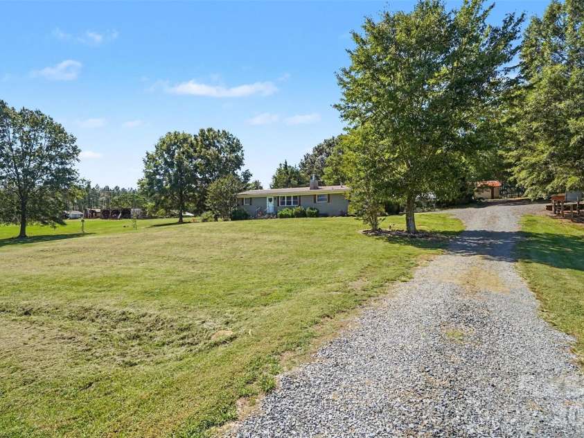 8121 Old Davis Road, Norwood, NC 28128.  MLS# CAR4427733, YatesRealty ID 53835. 
