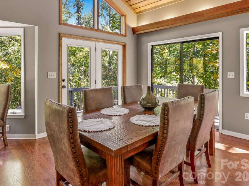 124 Moss Hill Lane, Lake Lure, NC 28746.  MLS# CAR4429625, YatesRealty ID 53837. 