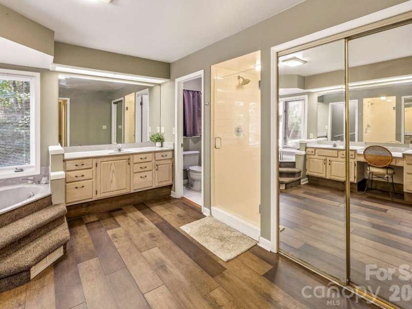 124 Moss Hill Lane, Lake Lure, NC 28746.  MLS# CAR4429625, YatesRealty ID 53837. 
