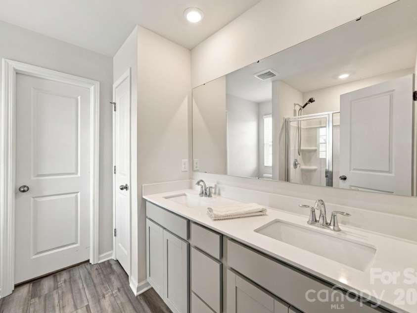 156 Hanging Rock Trail, Statesville, NC 28625.  MLS# CAR4427449, YatesRealty ID 53838. 