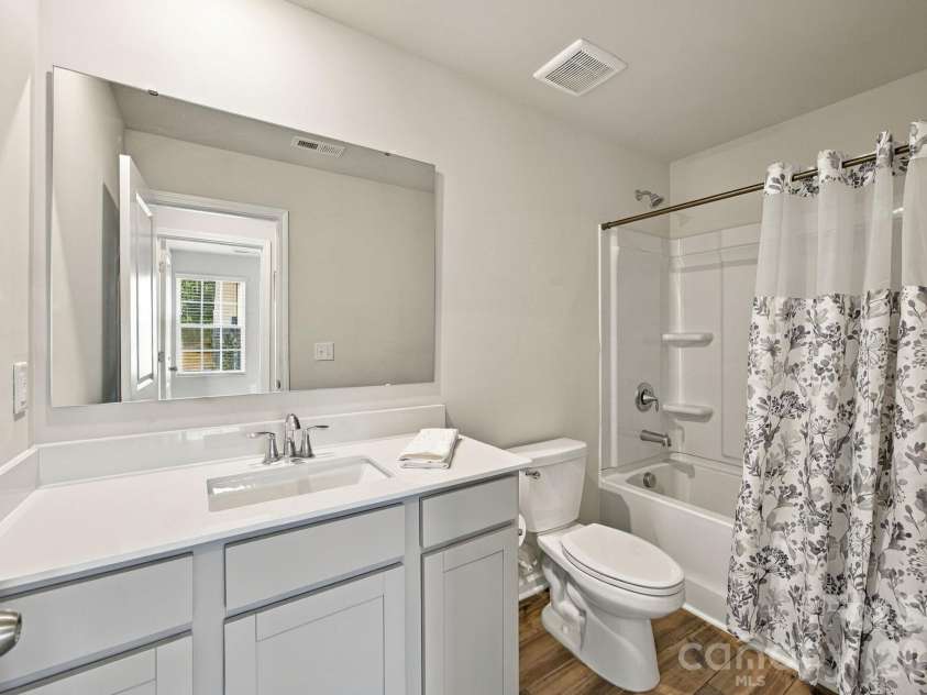 156 Hanging Rock Trail, Statesville, NC 28625.  MLS# CAR4427449, YatesRealty ID 53838. 