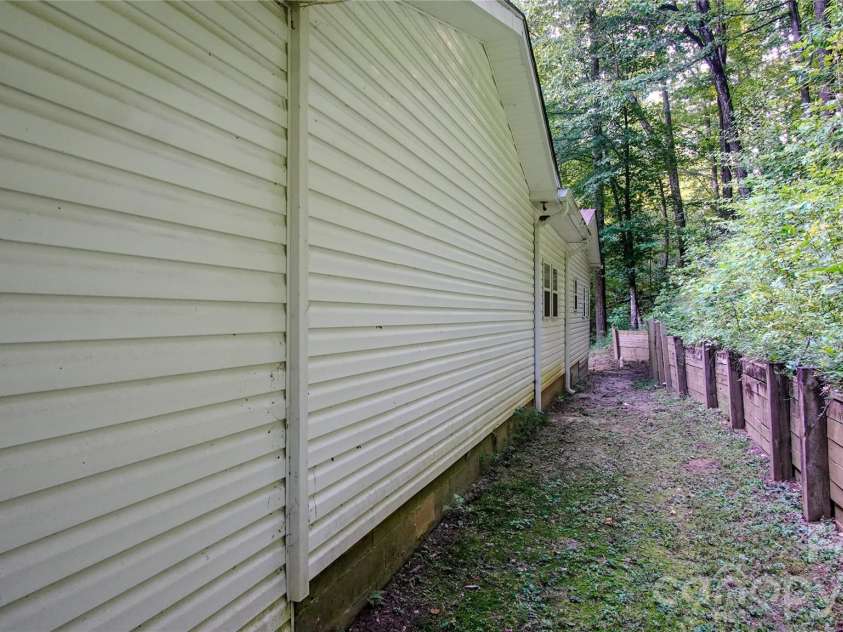 1815 Longbottom Road, McGrady, NC 28649.  MLS# CAR4427701, YatesRealty ID 53839. 