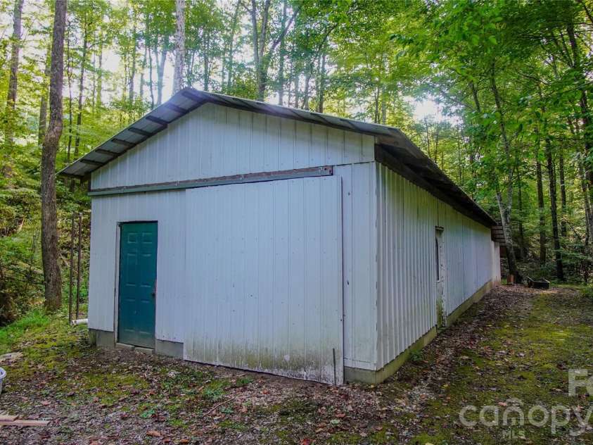1815 Longbottom Road, McGrady, NC 28649.  MLS# CAR4427701, YatesRealty ID 53839. 