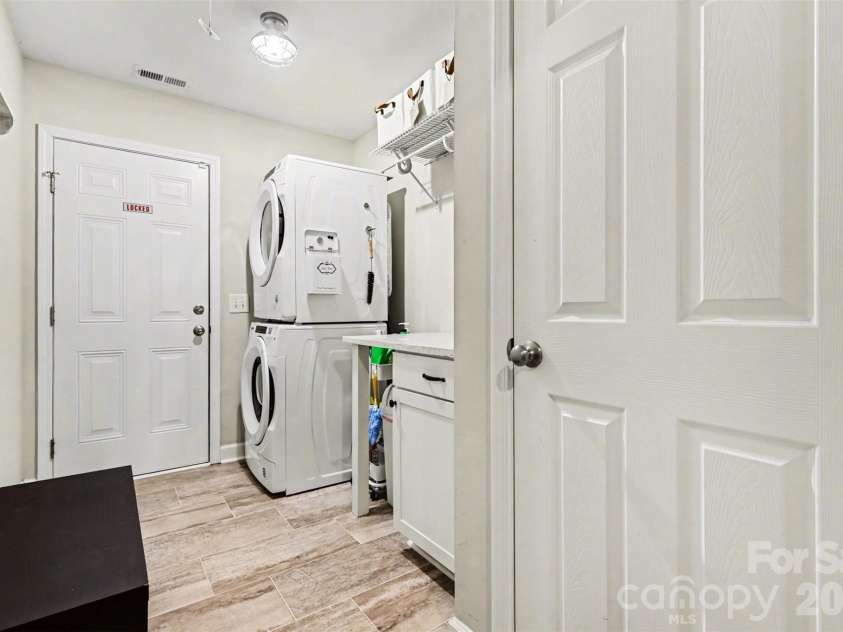 1079 B J Jackson Road, Rock Hill, SC 29732.  MLS# CAR4340902, YatesRealty ID 5384. 