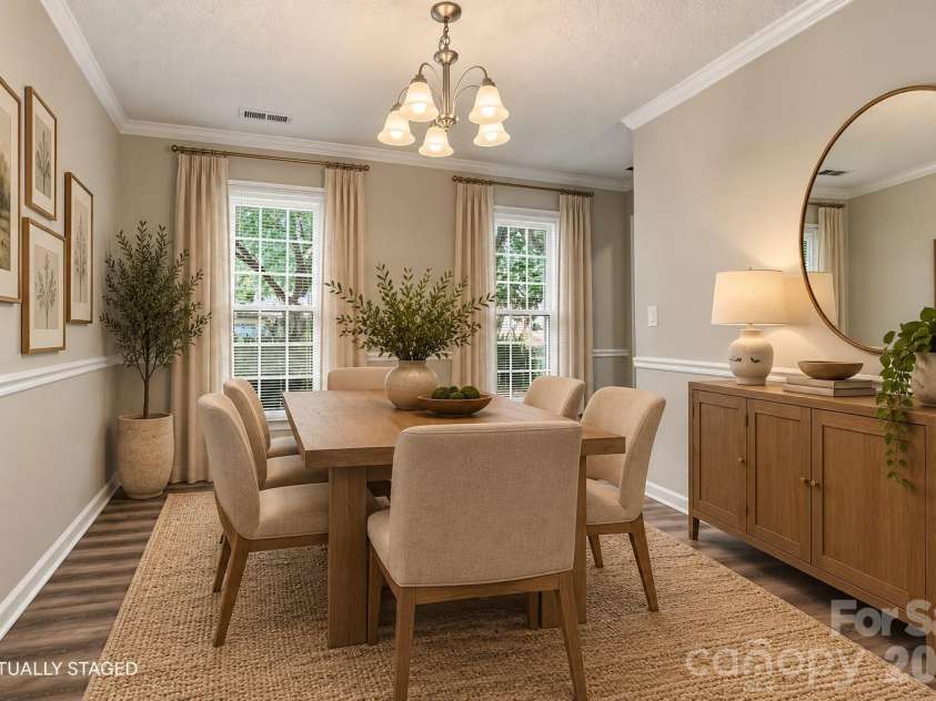 4209 Hounds Run Drive, Matthews, NC 28105.  MLS# CAR4429695, YatesRealty ID 53840. 