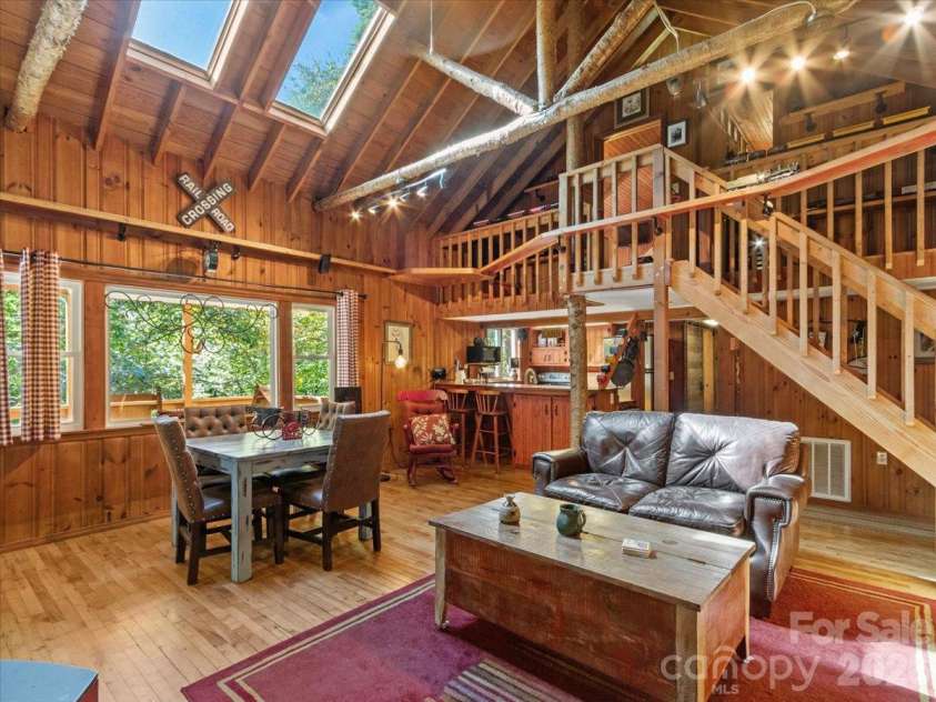 2554 Winter Star Road, Burnsville, NC 28714.  MLS# CAR4430056, YatesRealty ID 53841. 
