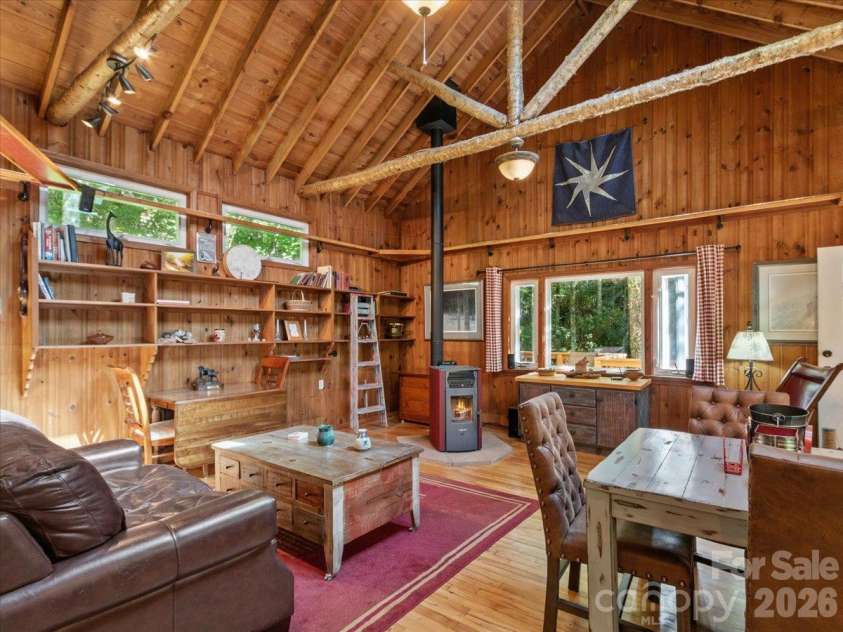 2554 Winter Star Road, Burnsville, NC 28714.  MLS# CAR4430056, YatesRealty ID 53841. 