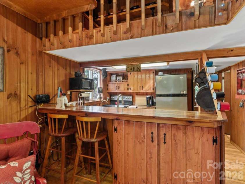 2554 Winter Star Road, Burnsville, NC 28714.  MLS# CAR4430056, YatesRealty ID 53841. 