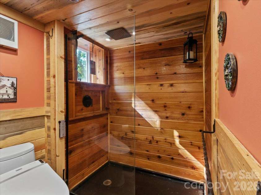 2554 Winter Star Road, Burnsville, NC 28714.  MLS# CAR4430056, YatesRealty ID 53841. 