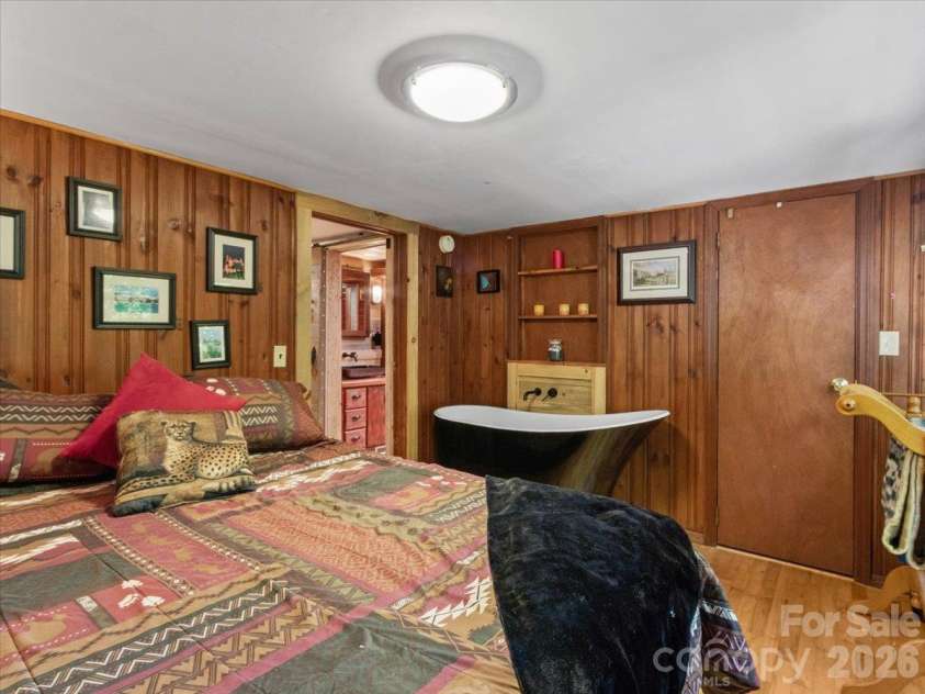 2554 Winter Star Road, Burnsville, NC 28714.  MLS# CAR4430056, YatesRealty ID 53841. 