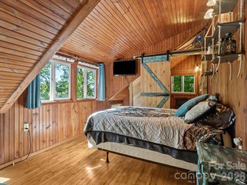 2554 Winter Star Road, Burnsville, NC 28714.  MLS# CAR4430056, YatesRealty ID 53841. 