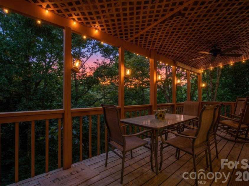 2554 Winter Star Road, Burnsville, NC 28714.  MLS# CAR4430056, YatesRealty ID 53841. 