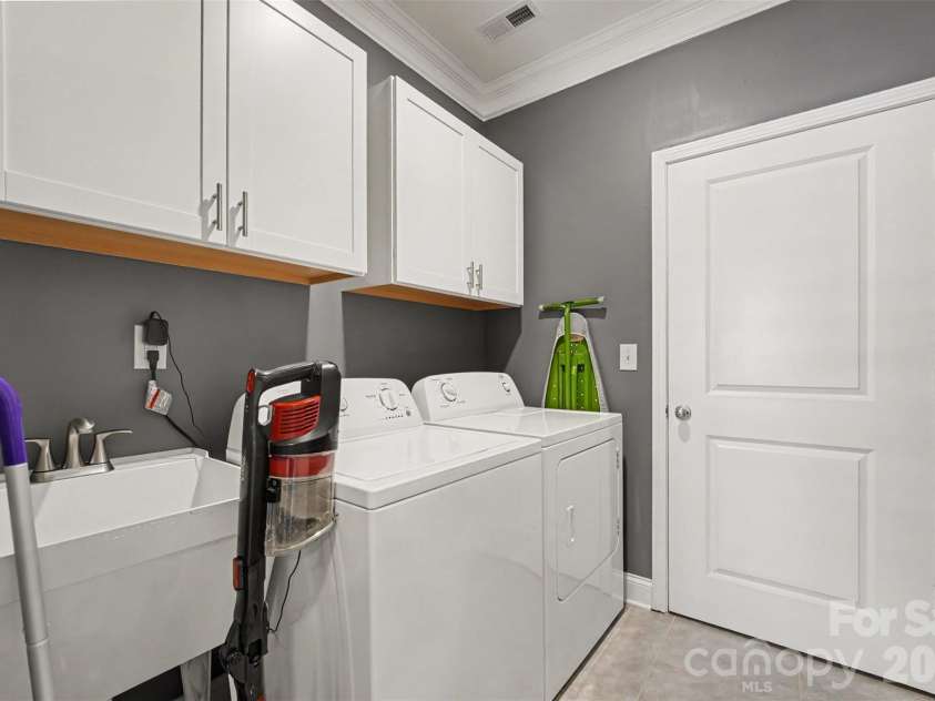110 Boatwright Lane, Mooresville, NC 28117.  MLS# CAR4424391, YatesRealty ID 53842. 