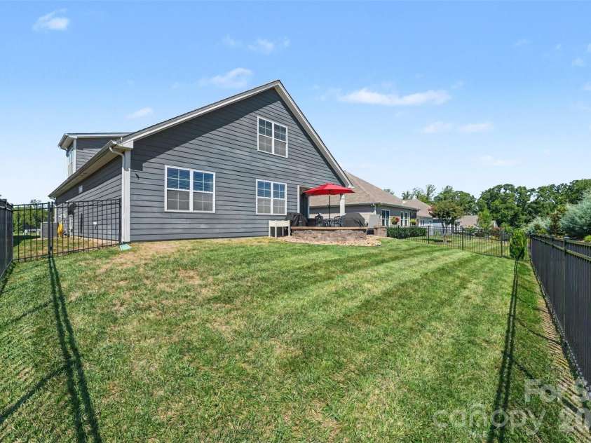 110 Boatwright Lane, Mooresville, NC 28117.  MLS# CAR4424391, YatesRealty ID 53842. 