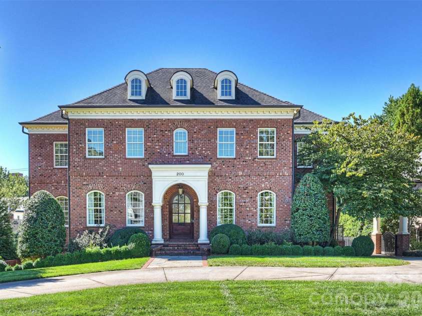 200 Huntley Place, Charlotte, NC 28207.  MLS# CAR4429607, YatesRealty ID 53846. 