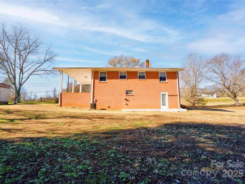 1909 Lafayette Street, Shelby, NC 28152.  MLS# CAR4331058, YatesRealty ID 5385. 