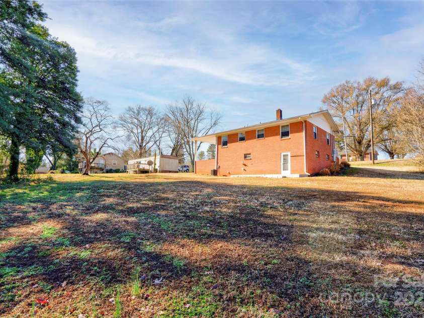 1909 Lafayette Street, Shelby, NC 28152.  MLS# CAR4331058, YatesRealty ID 5385. 