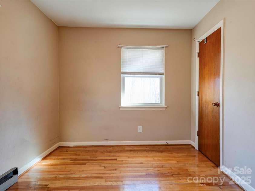 1909 Lafayette Street, Shelby, NC 28152.  MLS# CAR4331058, YatesRealty ID 5385. 
