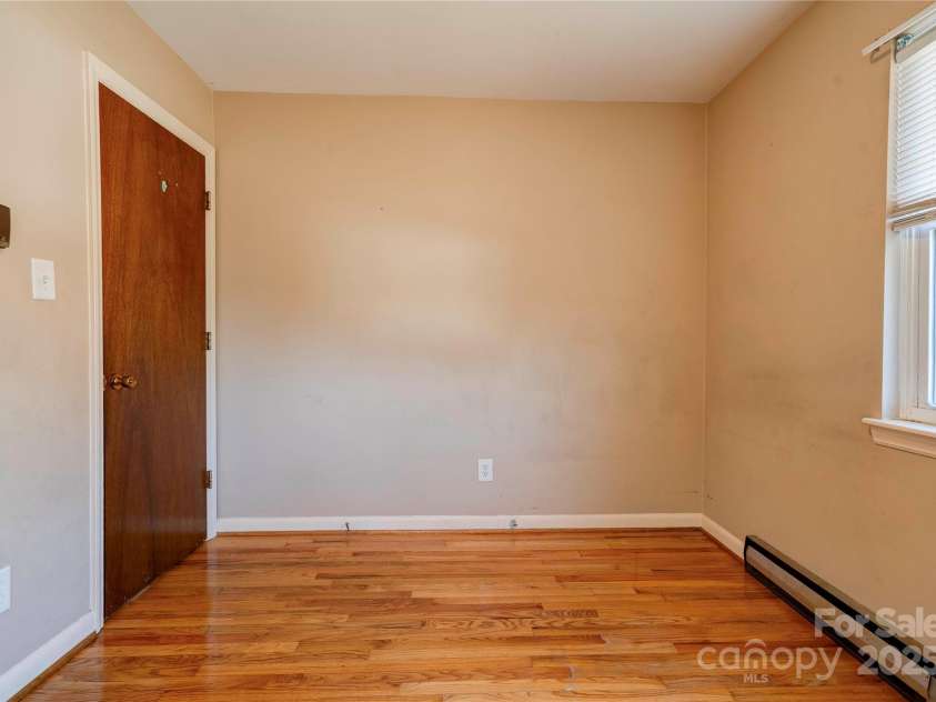 1909 Lafayette Street, Shelby, NC 28152.  MLS# CAR4331058, YatesRealty ID 5385. 