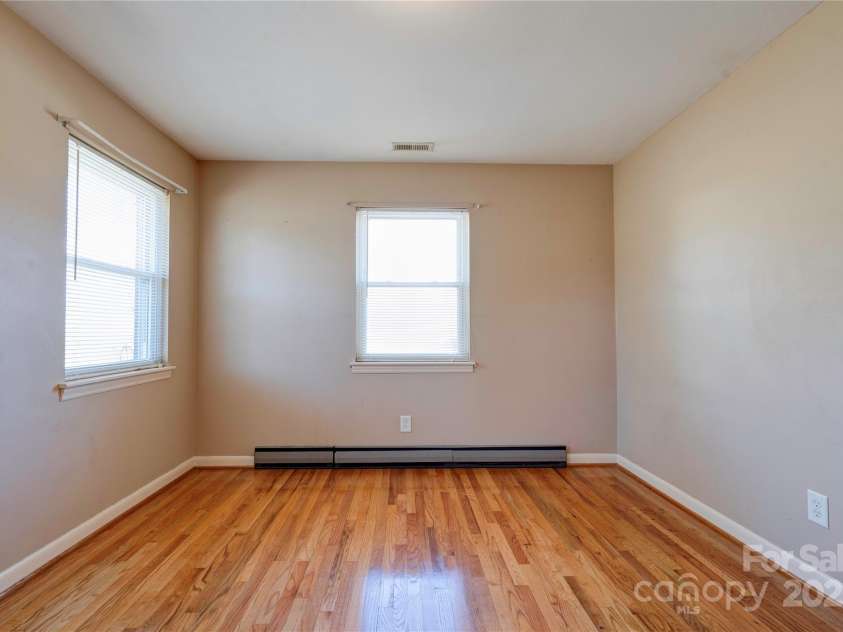 1909 Lafayette Street, Shelby, NC 28152.  MLS# CAR4331058, YatesRealty ID 5385. 