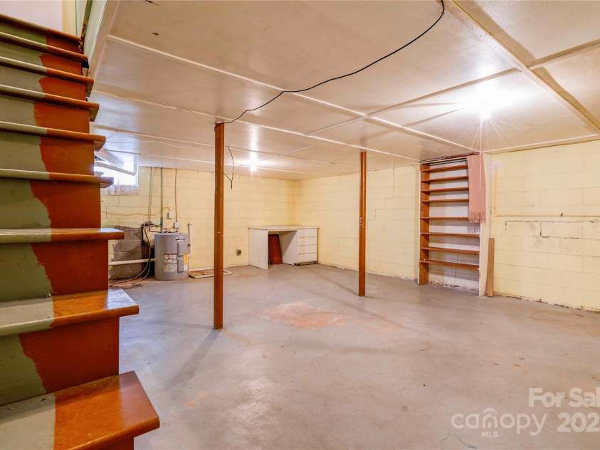 1909 Lafayette Street, Shelby, NC 28152.  MLS# CAR4331058, YatesRealty ID 5385. 