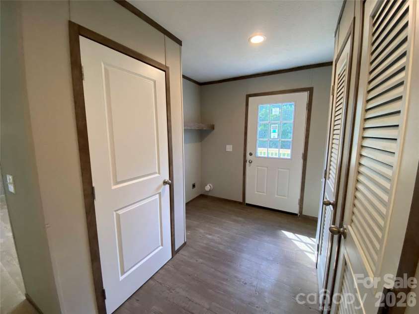 5726 Landon Place, Heath Springs, SC 29058.  MLS# CAR4429473, YatesRealty ID 53855. Laundry area