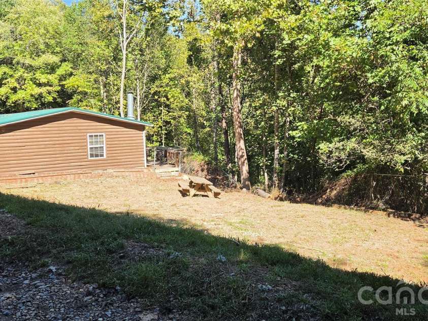 52 Tahkeyostee Ridge, Weaverville, NC 28787.  MLS# CAR4429359, YatesRealty ID 53858. 