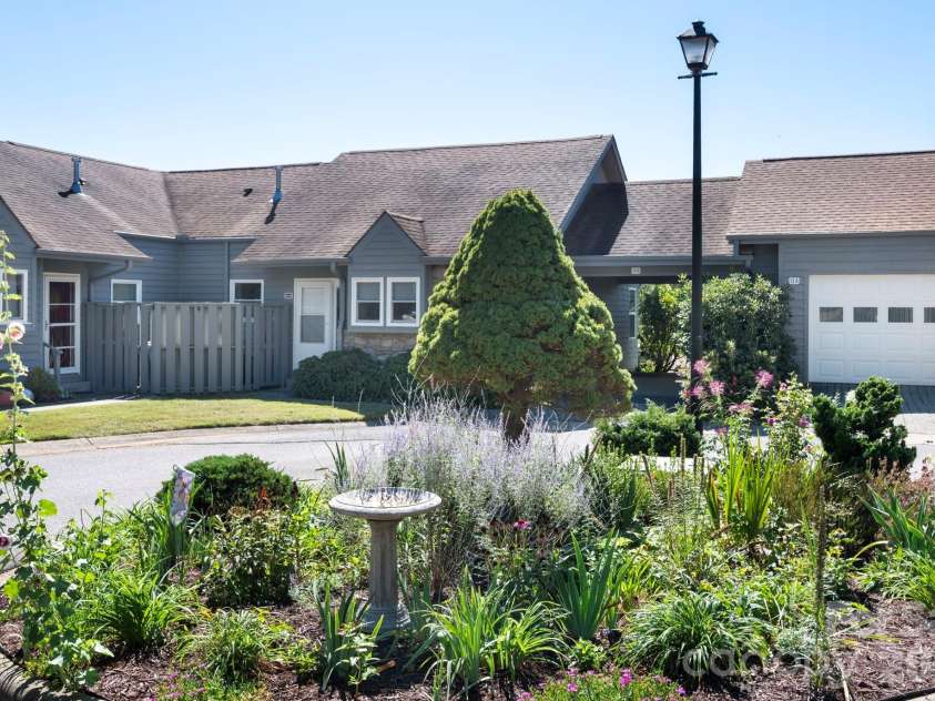15A Windflower Court, Asheville, NC 28805.  MLS# CAR4429654, YatesRealty ID 53859. 