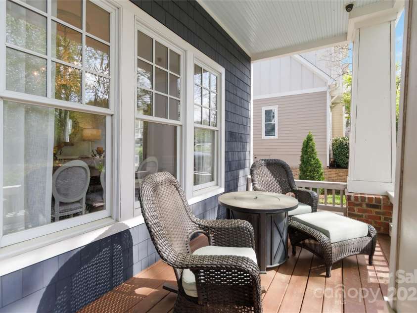 1921 Brandon Circle, Charlotte, NC 28211.  MLS# CAR4245461, YatesRealty ID 5386. 