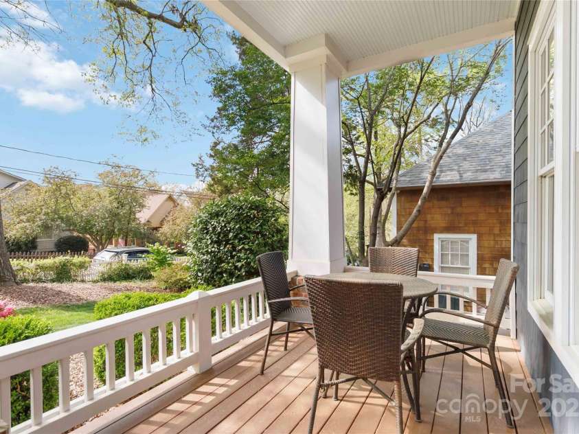 1921 Brandon Circle, Charlotte, NC 28211.  MLS# CAR4245461, YatesRealty ID 5386. 