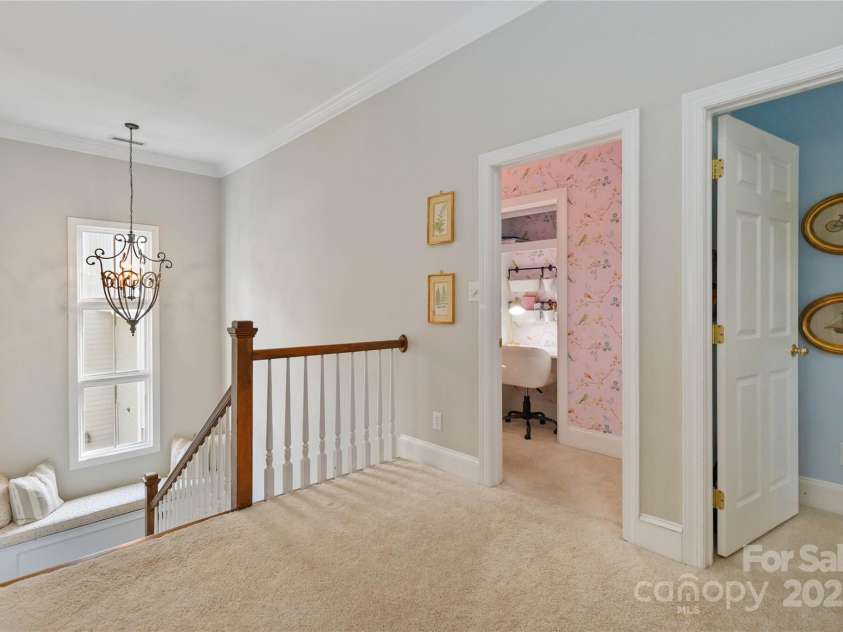 1921 Brandon Circle, Charlotte, NC 28211.  MLS# CAR4245461, YatesRealty ID 5386. 