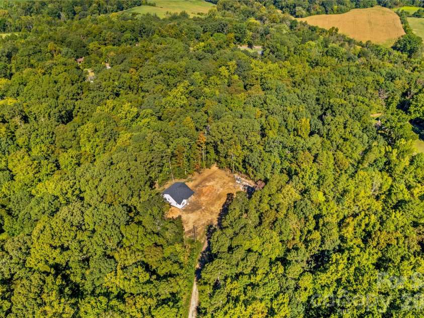 127 Katie Lane, Statesville, NC 28625.  MLS# CAR4430059, YatesRealty ID 53865. 