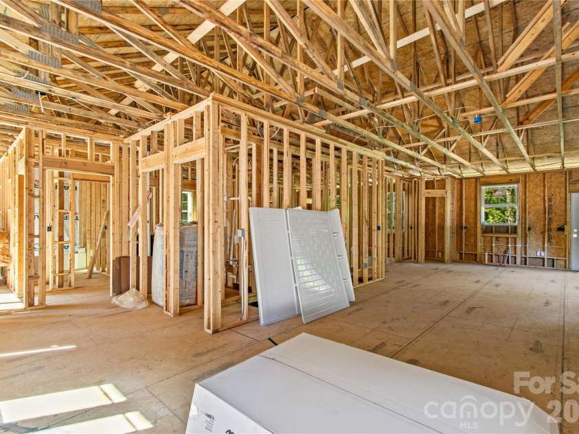 127 Katie Lane, Statesville, NC 28625.  MLS# CAR4430059, YatesRealty ID 53865. 