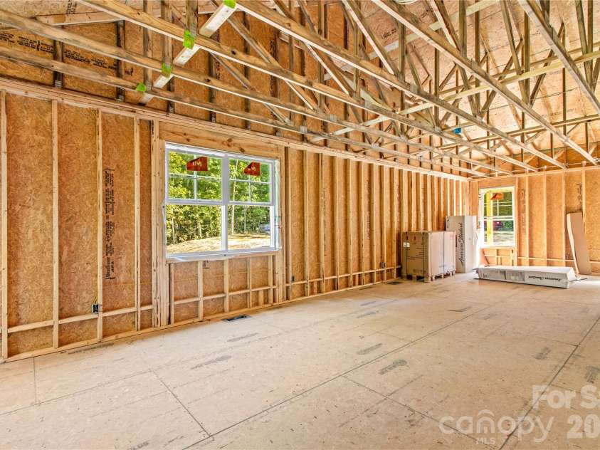 127 Katie Lane, Statesville, NC 28625.  MLS# CAR4430059, YatesRealty ID 53865. 
