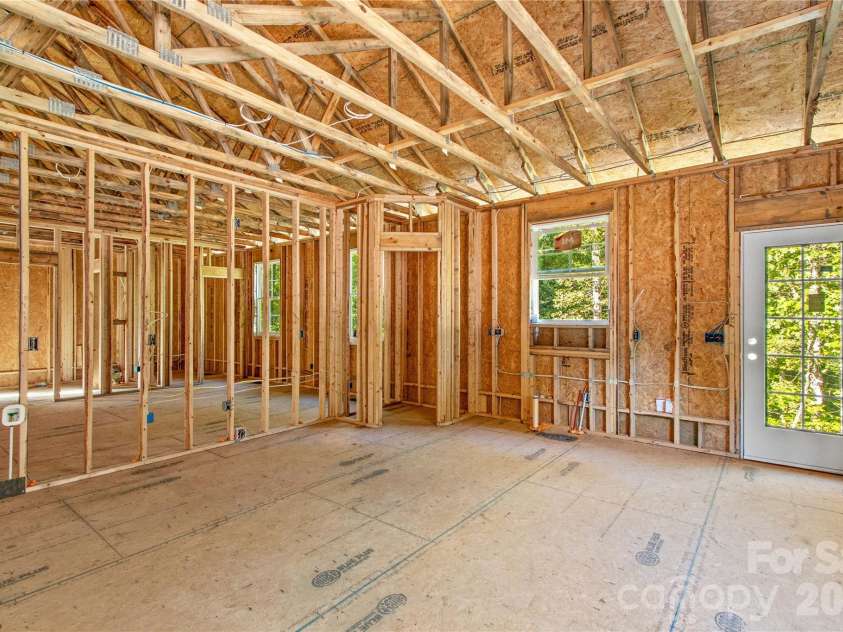 127 Katie Lane, Statesville, NC 28625.  MLS# CAR4430059, YatesRealty ID 53865. 