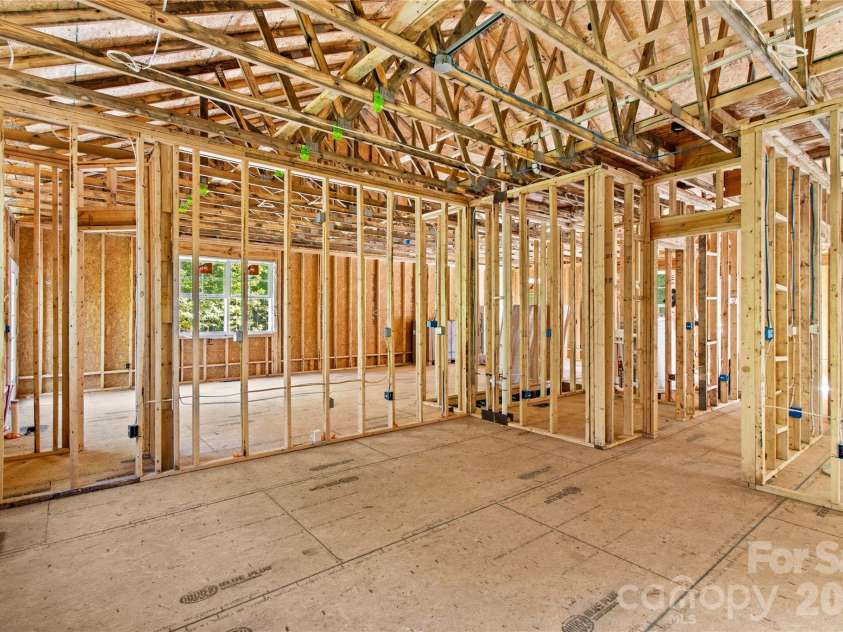 127 Katie Lane, Statesville, NC 28625.  MLS# CAR4430059, YatesRealty ID 53865. 