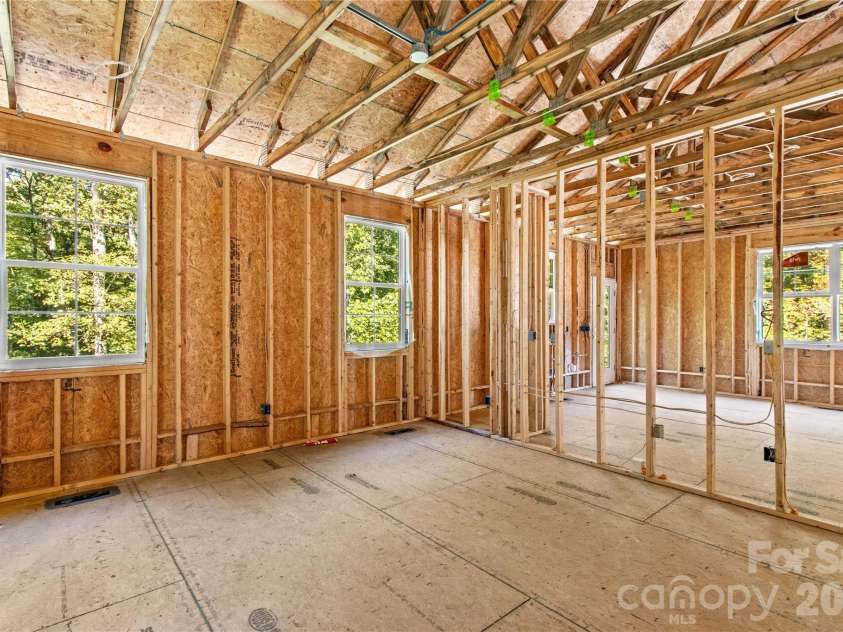 127 Katie Lane, Statesville, NC 28625.  MLS# CAR4430059, YatesRealty ID 53865. 