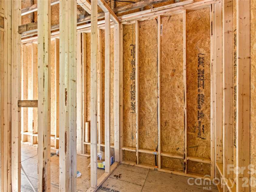 127 Katie Lane, Statesville, NC 28625.  MLS# CAR4430059, YatesRealty ID 53865. 
