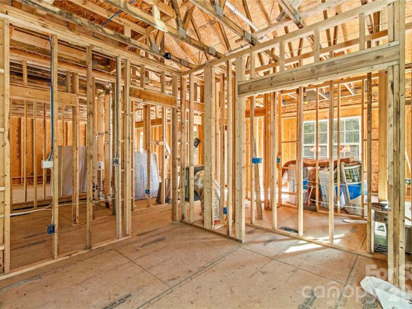 127 Katie Lane, Statesville, NC 28625.  MLS# CAR4430059, YatesRealty ID 53865. 